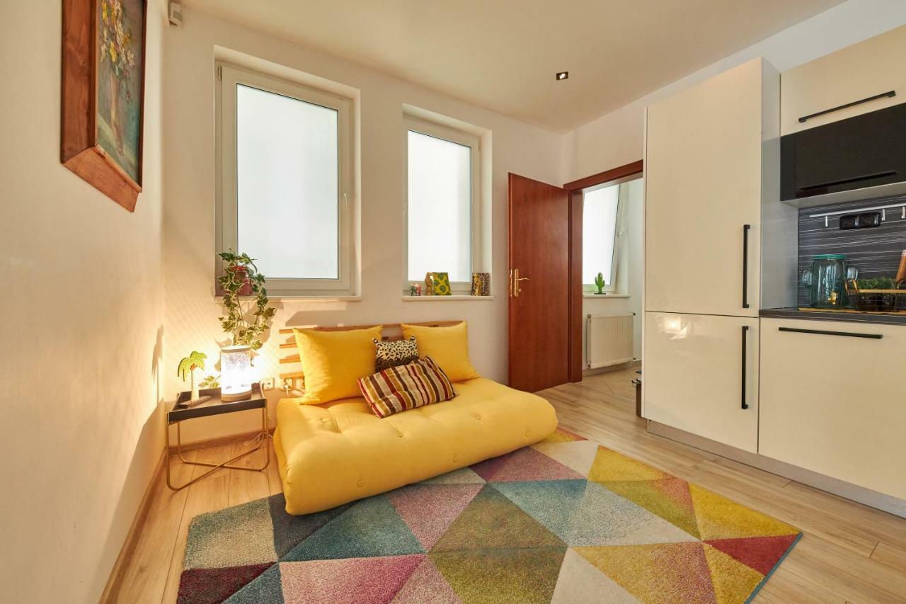 براتسيلافا Pineapple Apartment المظهر الخارجي الصورة
